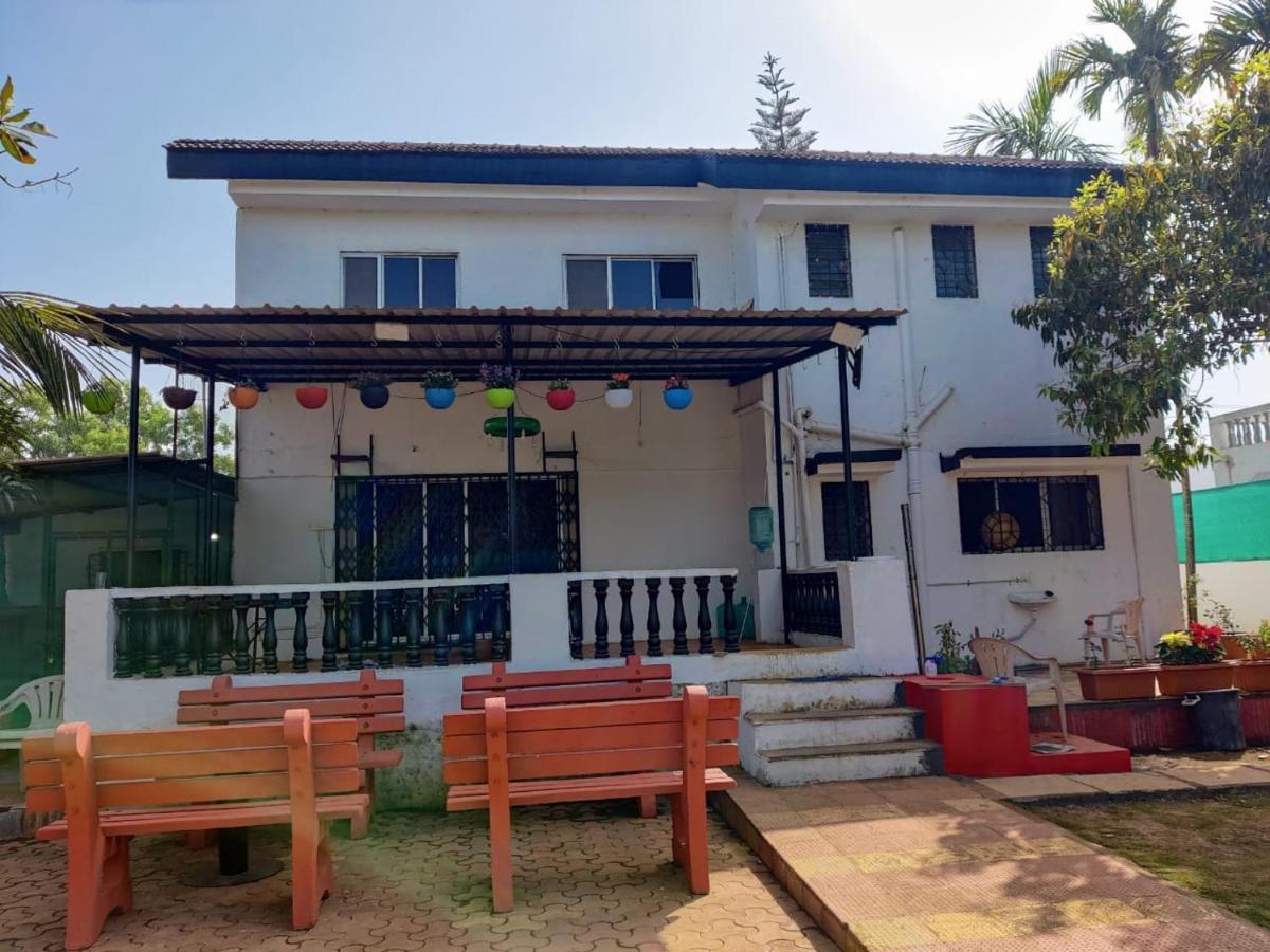 Rose Villa Лонавала Экстерьер фото